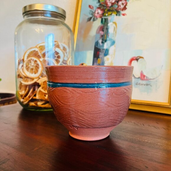 Vintage Handmade Signed Pottery Planter Terracotta 4.25" Tall Cottagecore Boho - Picture 2 of 7